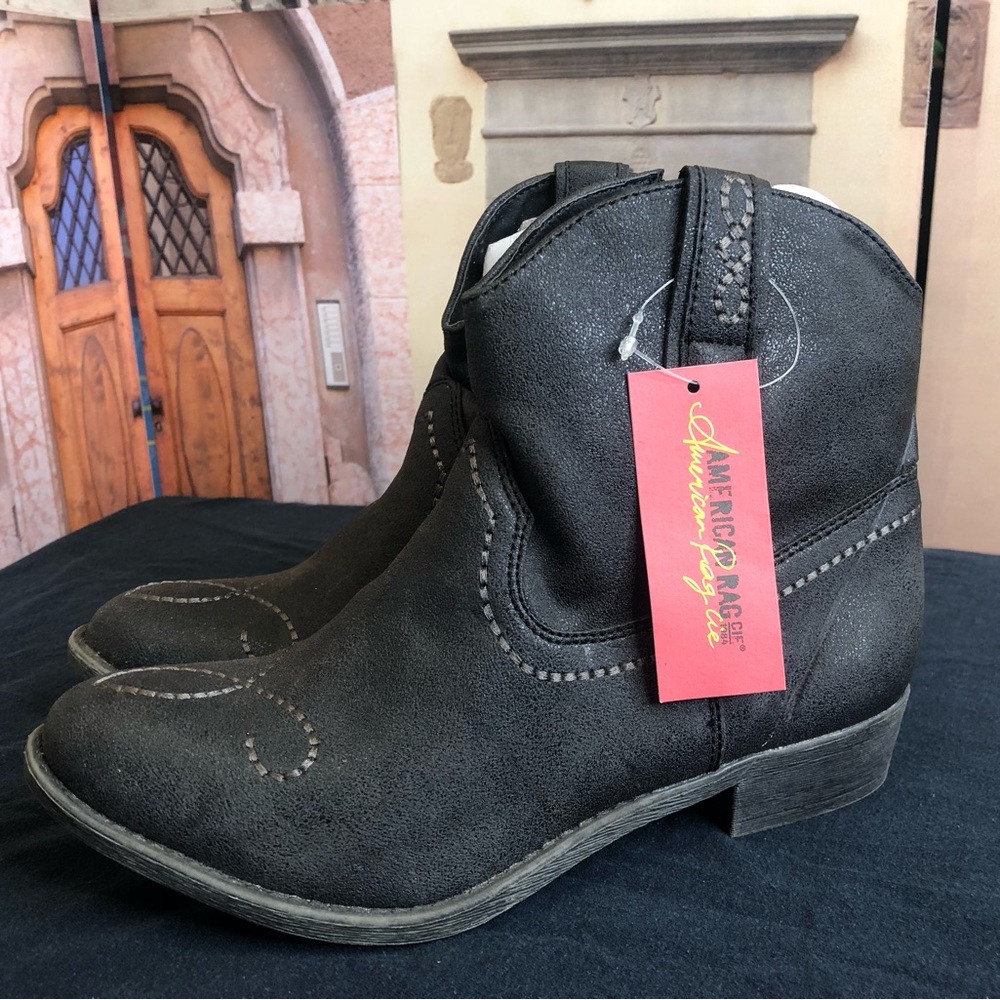 America Rag 1984 Women’s Heel Boot